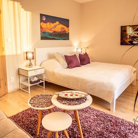 Luxurious, Lovely And Romantic Apartment In Tábor Εξωτερικό φωτογραφία