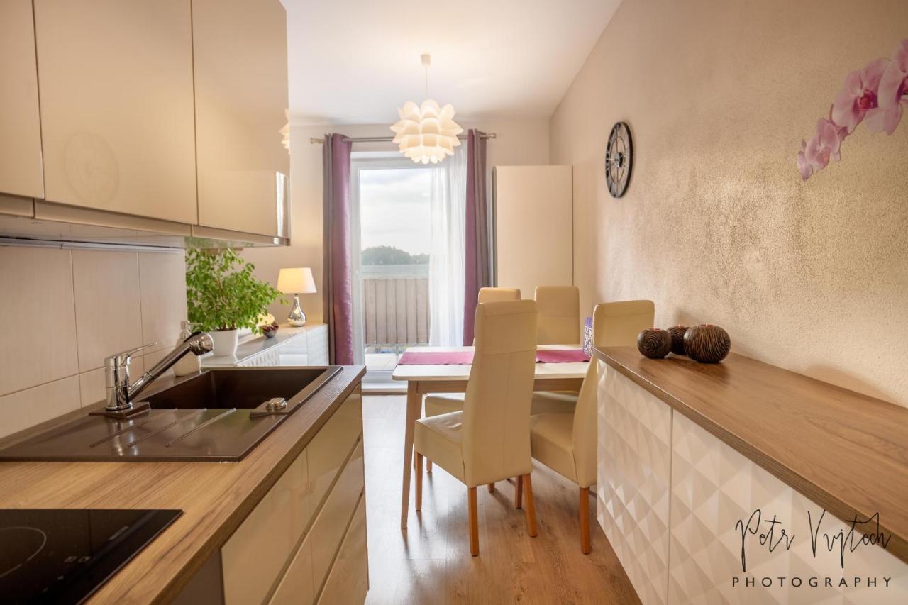 Luxurious, Lovely And Romantic Apartment In Tábor Εξωτερικό φωτογραφία